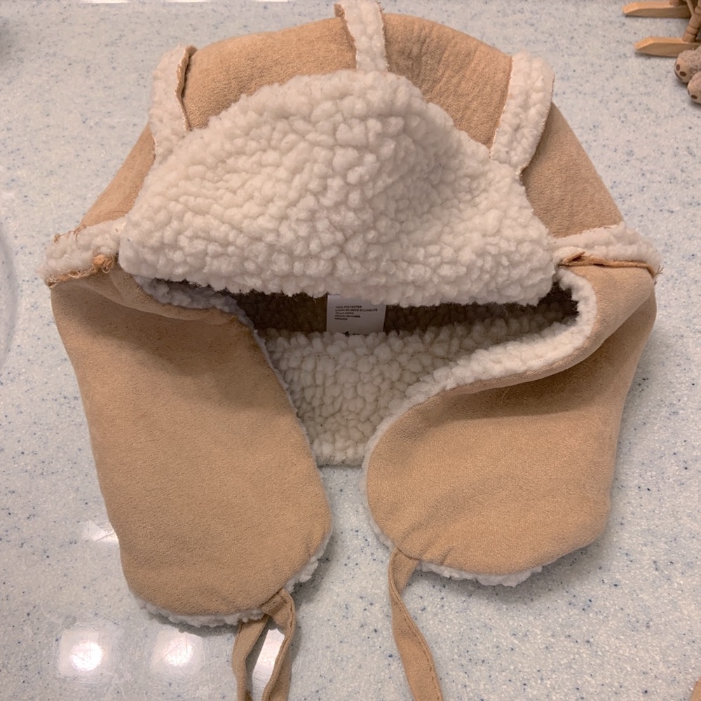 Sherpa warm hat with ear covering